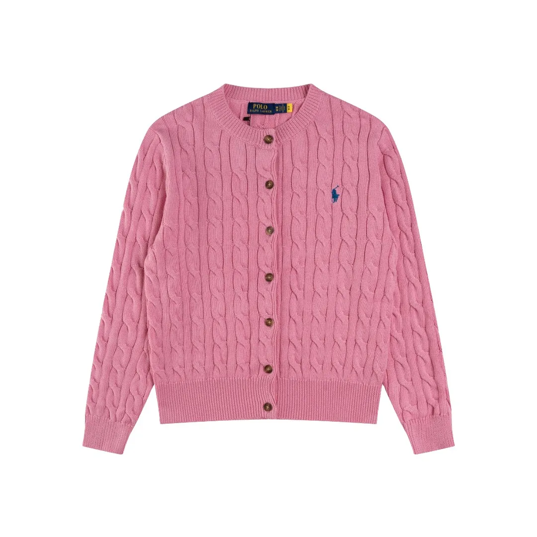 P230 #R93 RALPH LAUREN Ralph Lauren twelve colors classic small label embroidery logo seven-button knitted cable cardigan sweater women's top, high-density LOGO embroidery on the chest, original customization of tag accessories. Made of pure cotton yarn, pure cotton is skin-friendly and comfortable, small label war horse embroidered twist button cardigan sweater 🐎 high quality, follow the blogger to learn how to wear it! Let’s buy a Ralph Lauren cable sweater. It’s a super hard-to-find series after it became popular. It’s hard to find one on the official website. It’s simple and practical to wear, with a lazy and loose feel. The thickened fabric has more texture, feels soft and delicate, and has a loose fit. Whether worn alone or layered, you can wear different styles of fashion with just one piece!   Size: